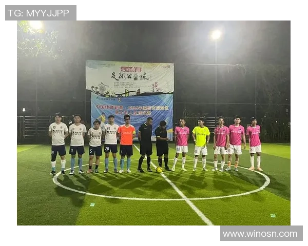 多个足球明星同屏竞技展现球场魅力与团队精神的精彩瞬间